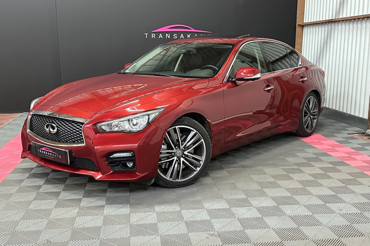 INFINITI Q50