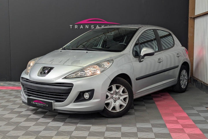 PEUGEOT 207