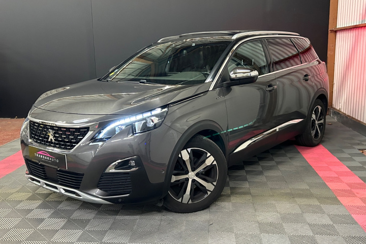 PEUGEOT 5008