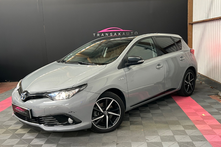 TOYOTA AURIS MY17