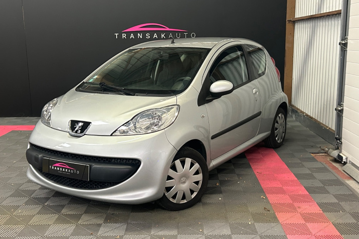 PEUGEOT 107